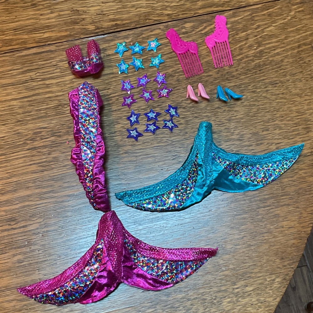 Jewel Hair Mermaid Teresa and Midge Outfits
